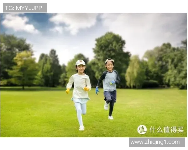 周军独家分享飞盘技巧与心得体会助你轻松掌握飞盘运动的乐趣与技巧